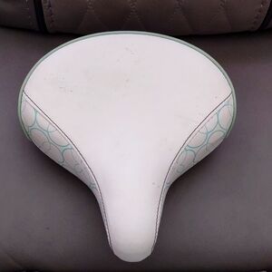 Huffy Wide Saddle Bike Seat